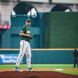 Meet your Posher, Tyler